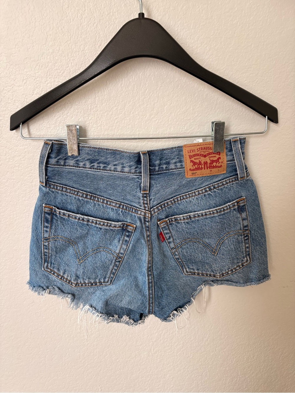 Levi's Women’s Light Blue Original 501 High-Rise Demin Shorts - Picture 2 of 5